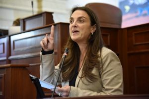 La RAE lo aclara: no ha reconocido “abudinar” o “abudinear”