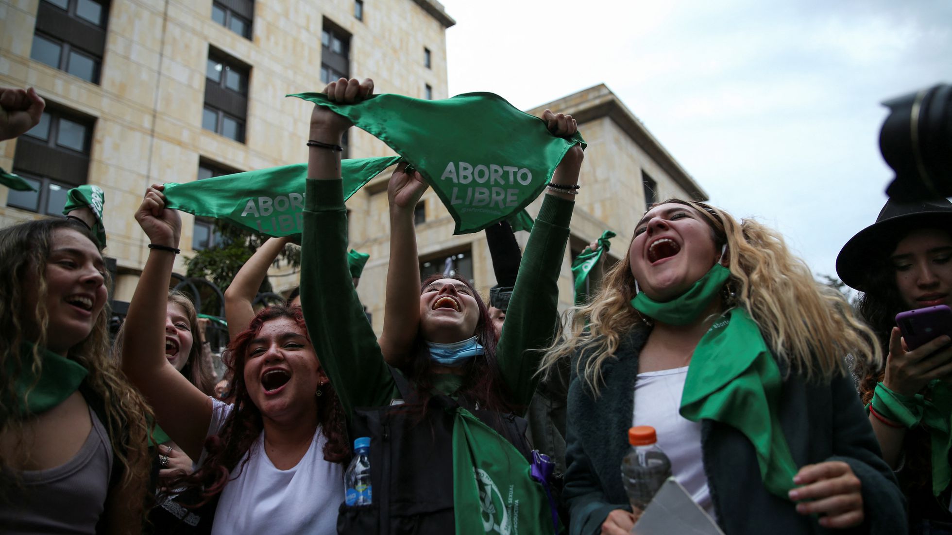 Iglesia católica rechaza decisión histórica de despenalizar el aborto