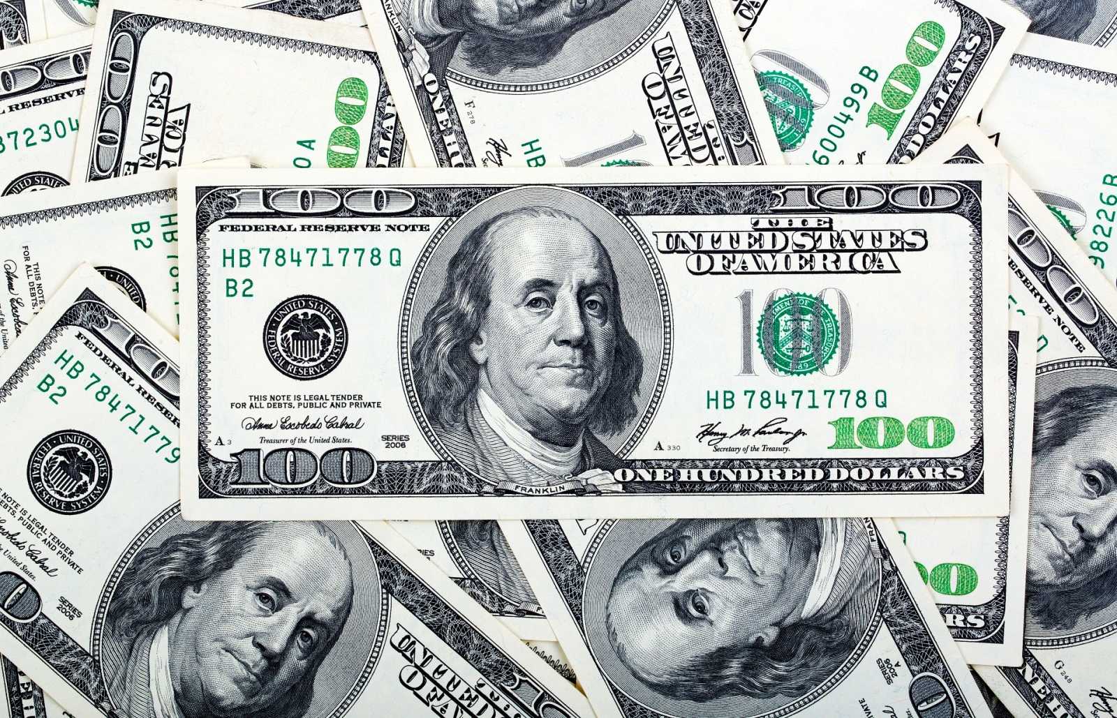 Fuerte caída del dólar