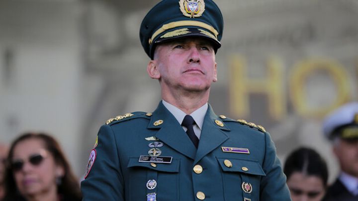Polémica: Filtran Grabación del Comandante del Ejército Atacando a Militares con Aretes