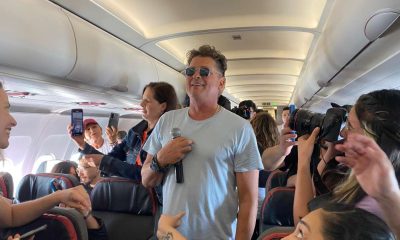 Carlos Vives Eleva la Música a Nuevas Alturas: Concierto Sorpresa a 30 Mil Pies de Altura en Vuelo Cartagena-Bogotá