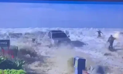 aos en Ventura, California: Ola Gigante Deja Ocho Heridos tras Traspasar Rompeolas