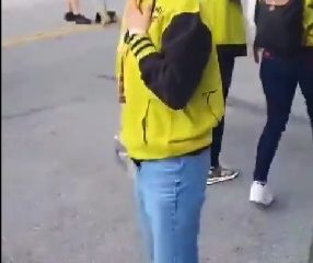 Polémica en Redes Sociales: Mujer Confronta a la Hija Menor de Gustavo Petro y Comparte el Video