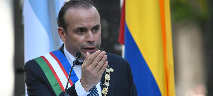 Desafíos Financieros Afligen a Cali: Revelaciones del Alcalde Alejandro Eder