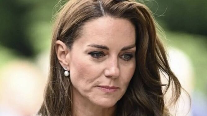 Kate Middleton Revela Diagnóstico de Cáncer y Enfrenta la Enfermedad con Valentía