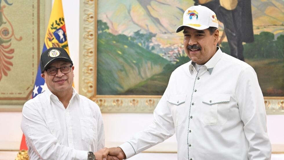 Encuentro Diplomático entre Maduro y Petro: Cooperación y Tensión en la Agenda
