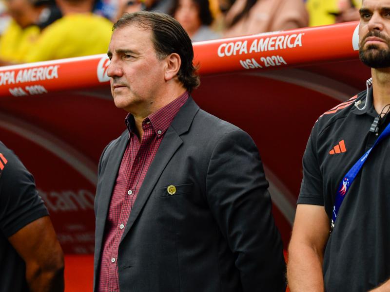 Néstor Lorenzo Desmiente Rumores y Reafirma su Compromiso con la Selección Colombia