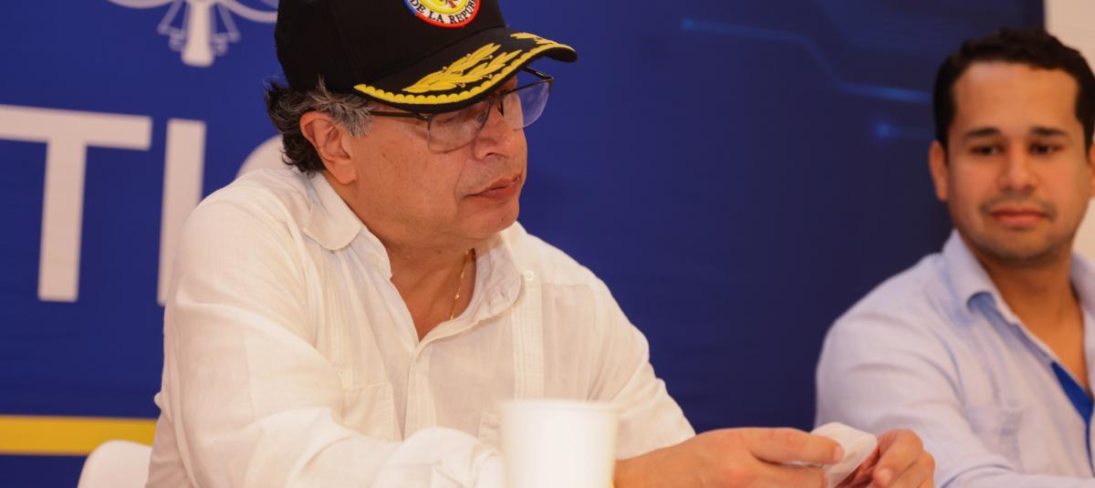 Gustavo Petro responde a solicitud del Congreso sobre viaje a la posesión de Nicolás Maduro