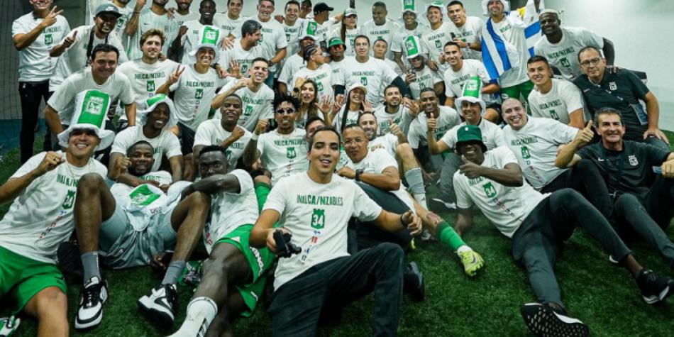 Atlético Nacional celebra en el camerino tras coronarse campeón de la Copa Colombia